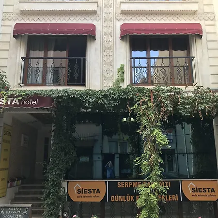 Siesta & מלון איזמיר