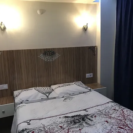 Siesta & מלון איזמיר