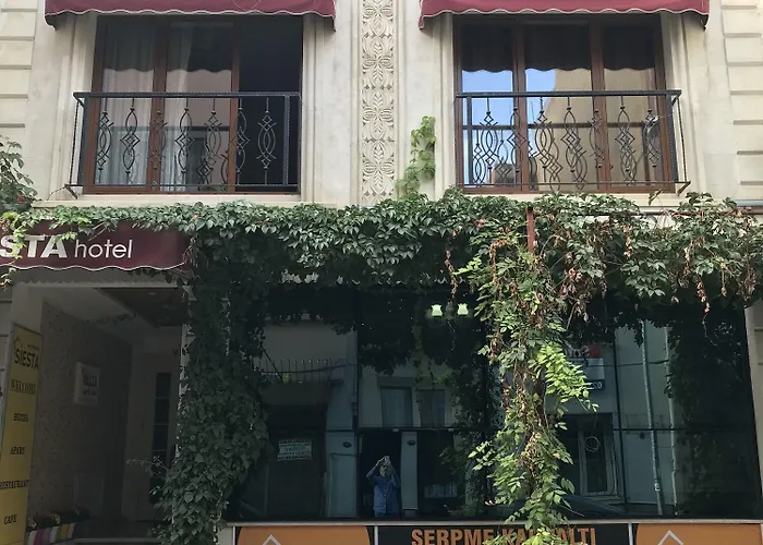 Siesta & Otel İzmir